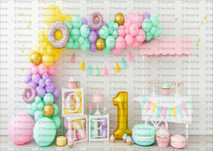 1st Birthday Balloon & Cupcake Party Background