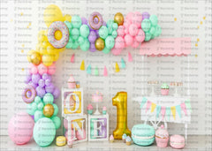 1st Birthday Balloon & Cupcake Party Background